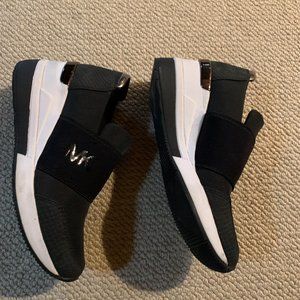 Michael Kors Felix Canvas Trainer 6M